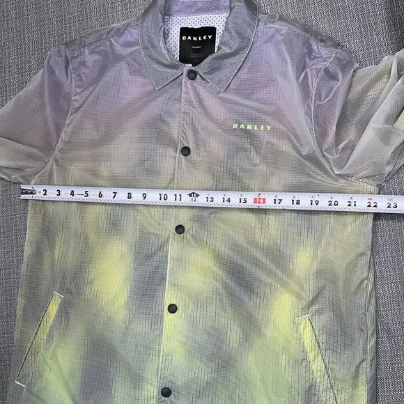 NWT Oakley Instacop Sunset Coaches Full Zip Rain Windbreaker Jacket Neon Green L - Picture 11 of 13
